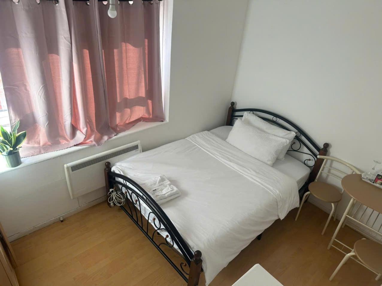 Tran Uk Homestay Londra Dış mekan fotoğraf