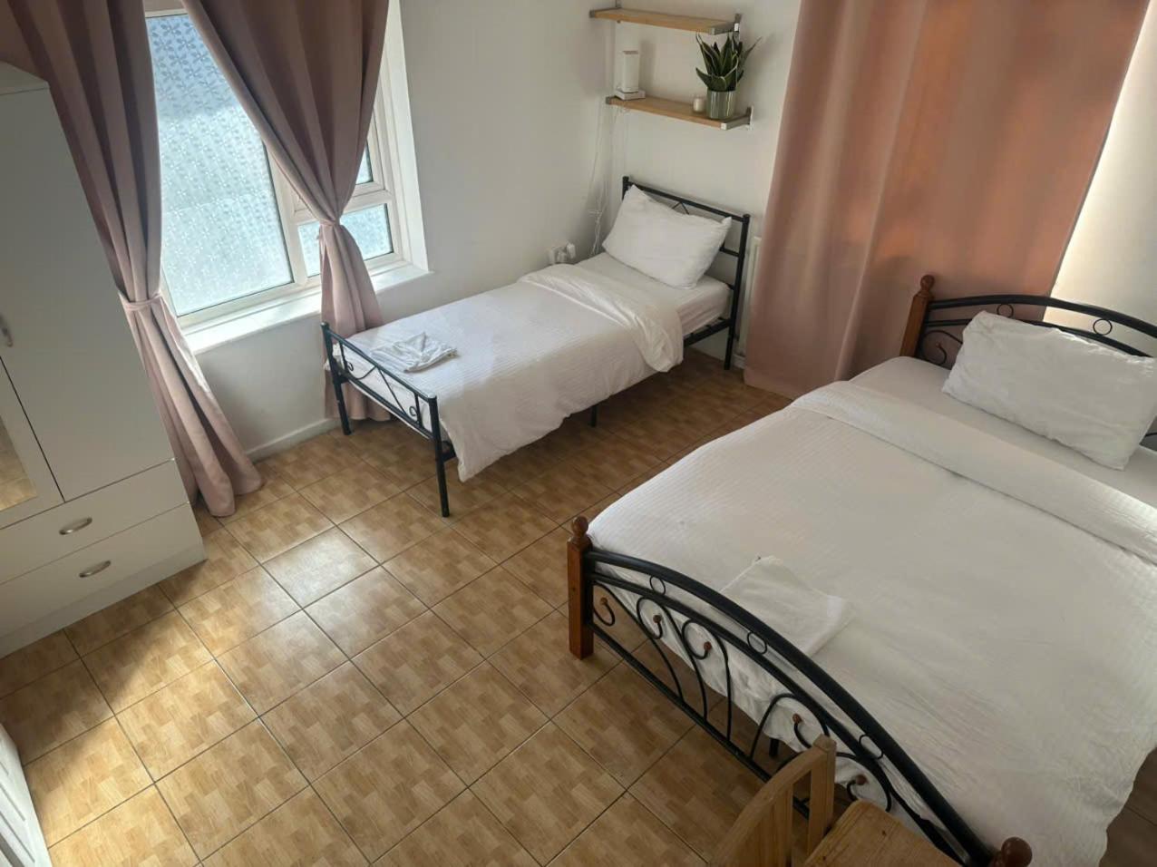Tran Uk Homestay Londra Dış mekan fotoğraf